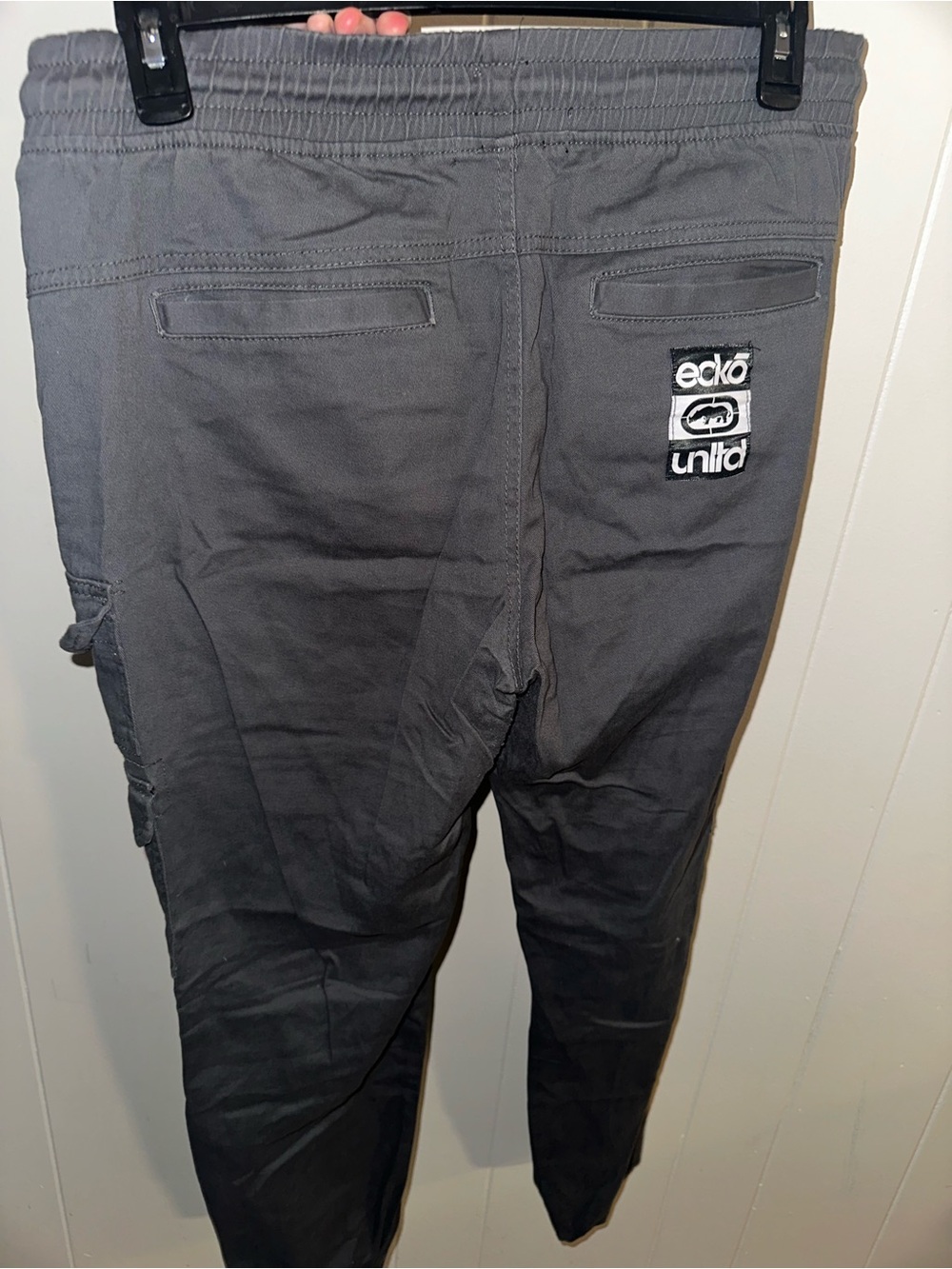 Ecko Unlimited Men’s Charcoal Gray Cargo Joggers